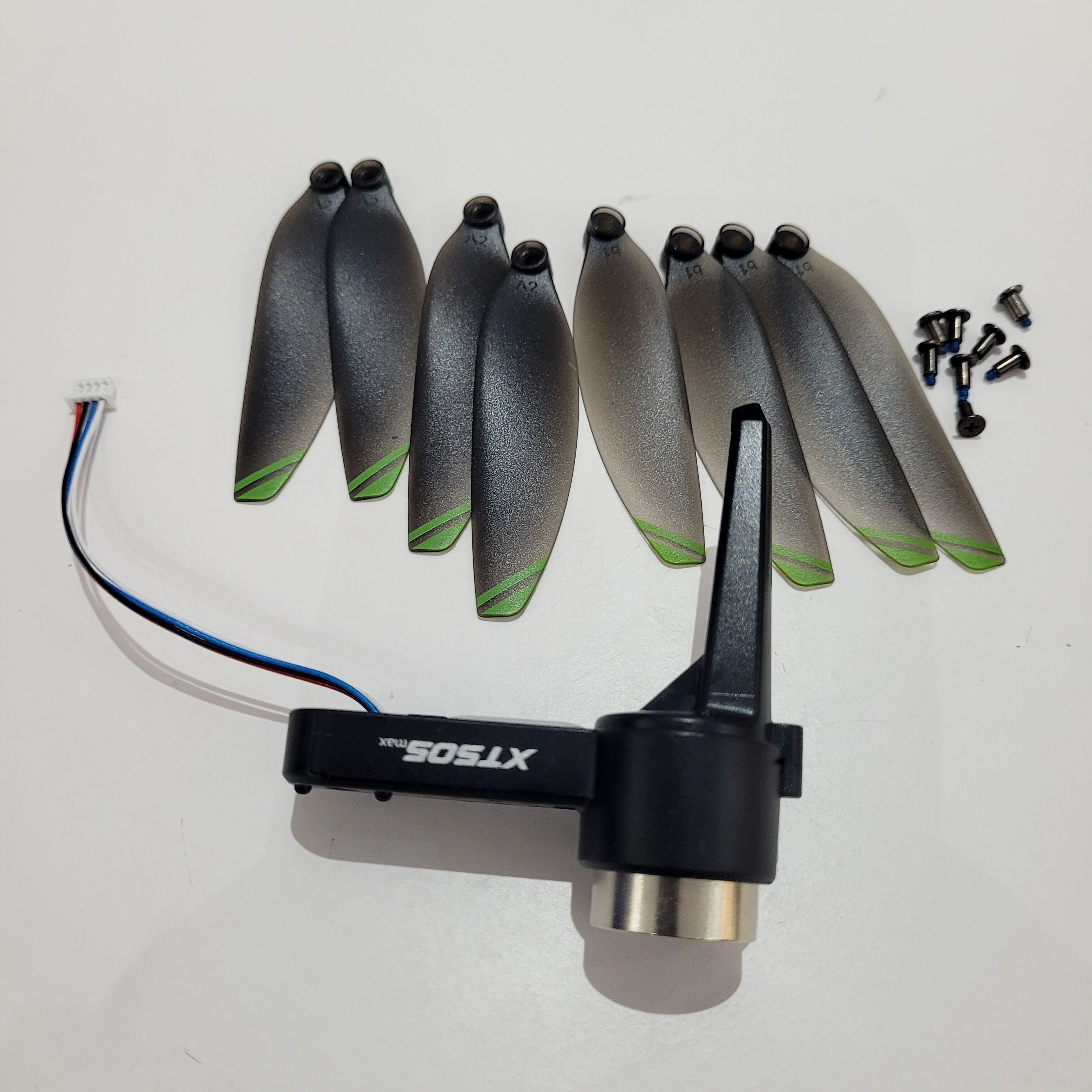 LSRC Drone LS-XT505 XT505 RC D - Xt505 Rc Drone のレビューと価格